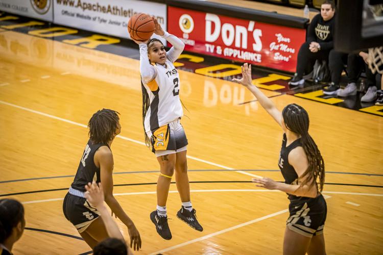 Apache Ladies down Temple