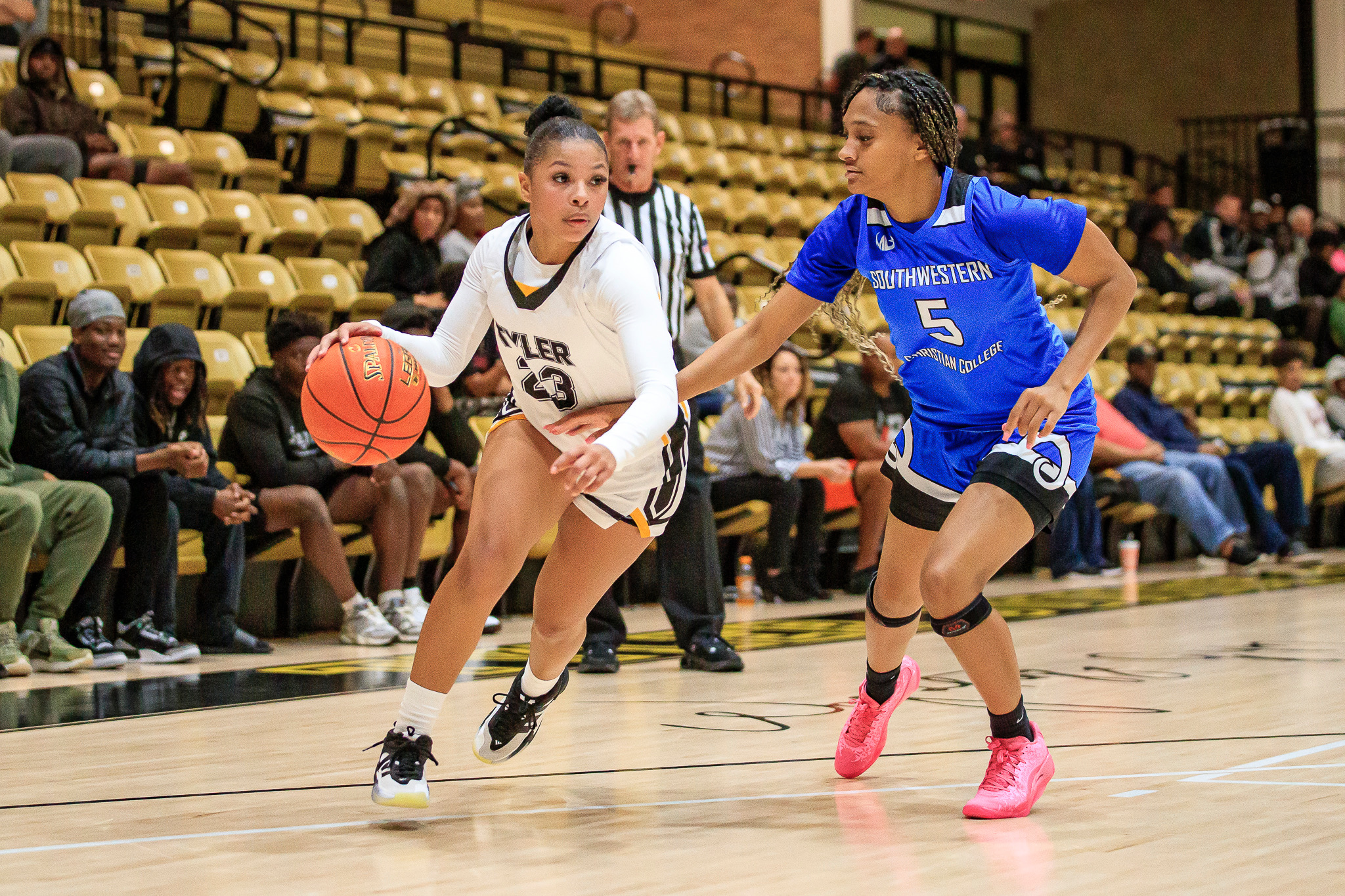 Apaches Take down Rams in Home Opener